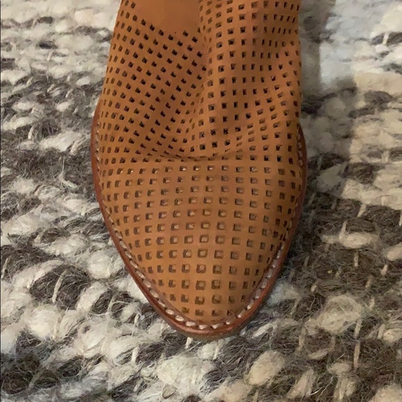 Jeffrey Campbell Everly Perforated Bootie (tan) - Picture 5 of 6